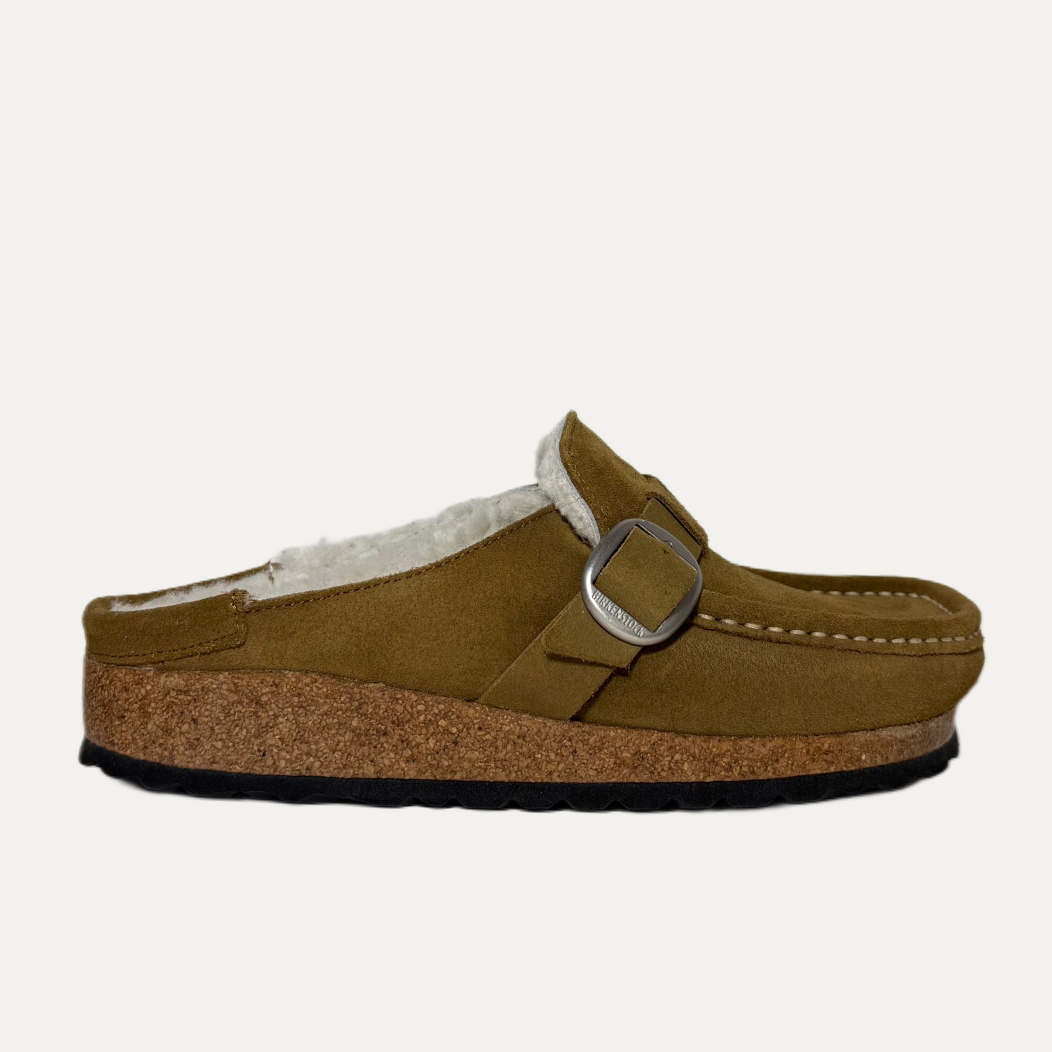 Birkenstock Buckley Shearling Suede Clog - Tea