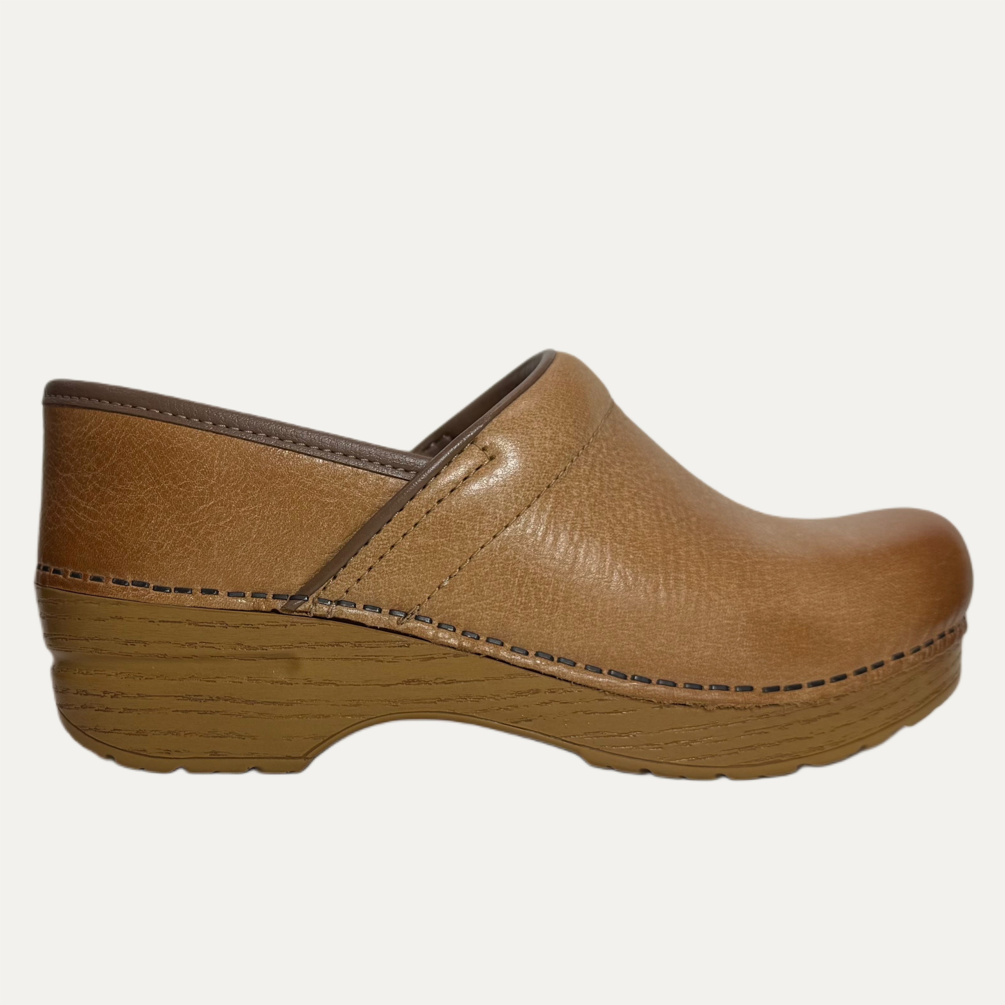 Women's Dansko XP 2.0 Clog - Honey