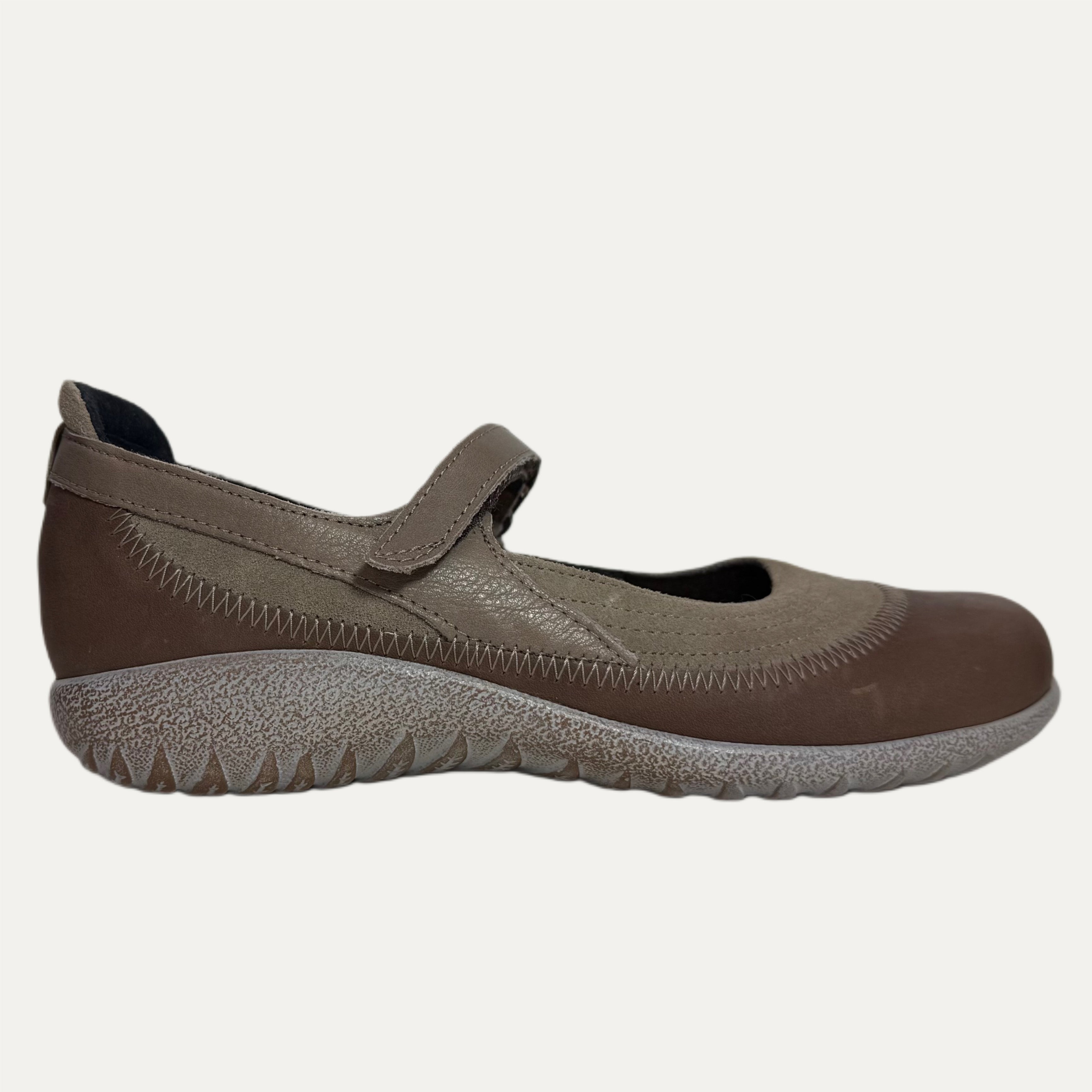 Women's Naot Kirei Mary Jane - Almond/Bark/Soft Stone