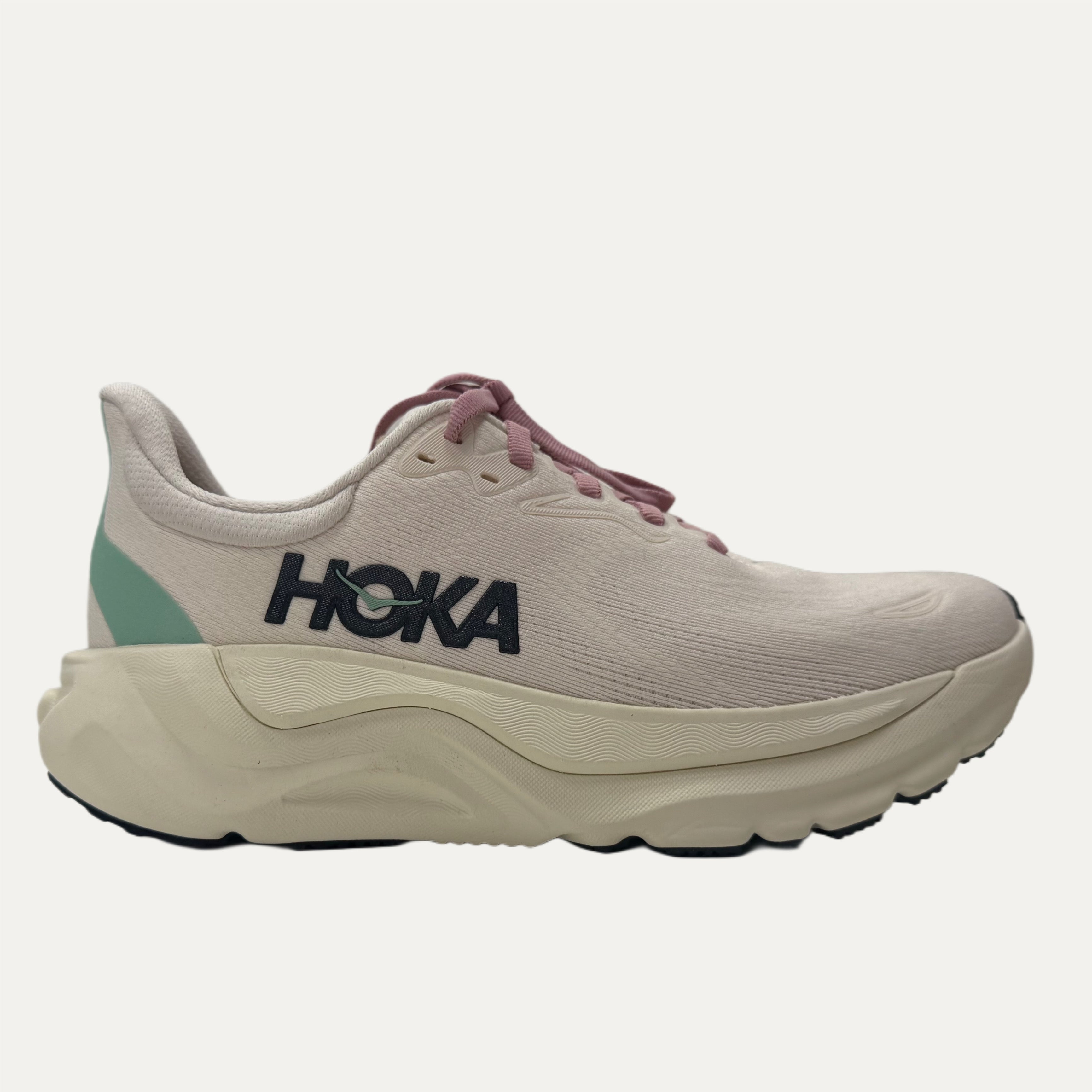 Women's HOKA Arahi 8 Athletic Shoe - Rose Cream / Alabaster
