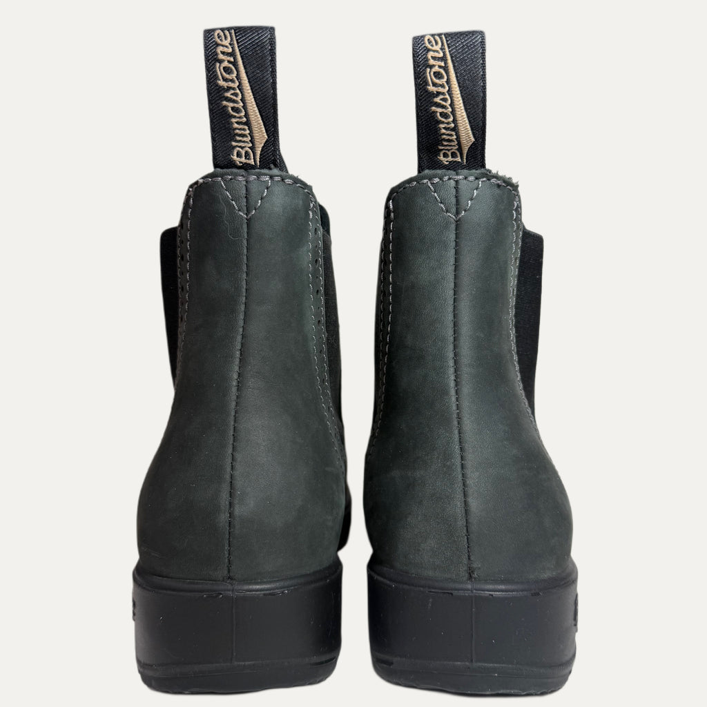 Women's Blundstone 1630 Chelsea Boot - Rustic Black