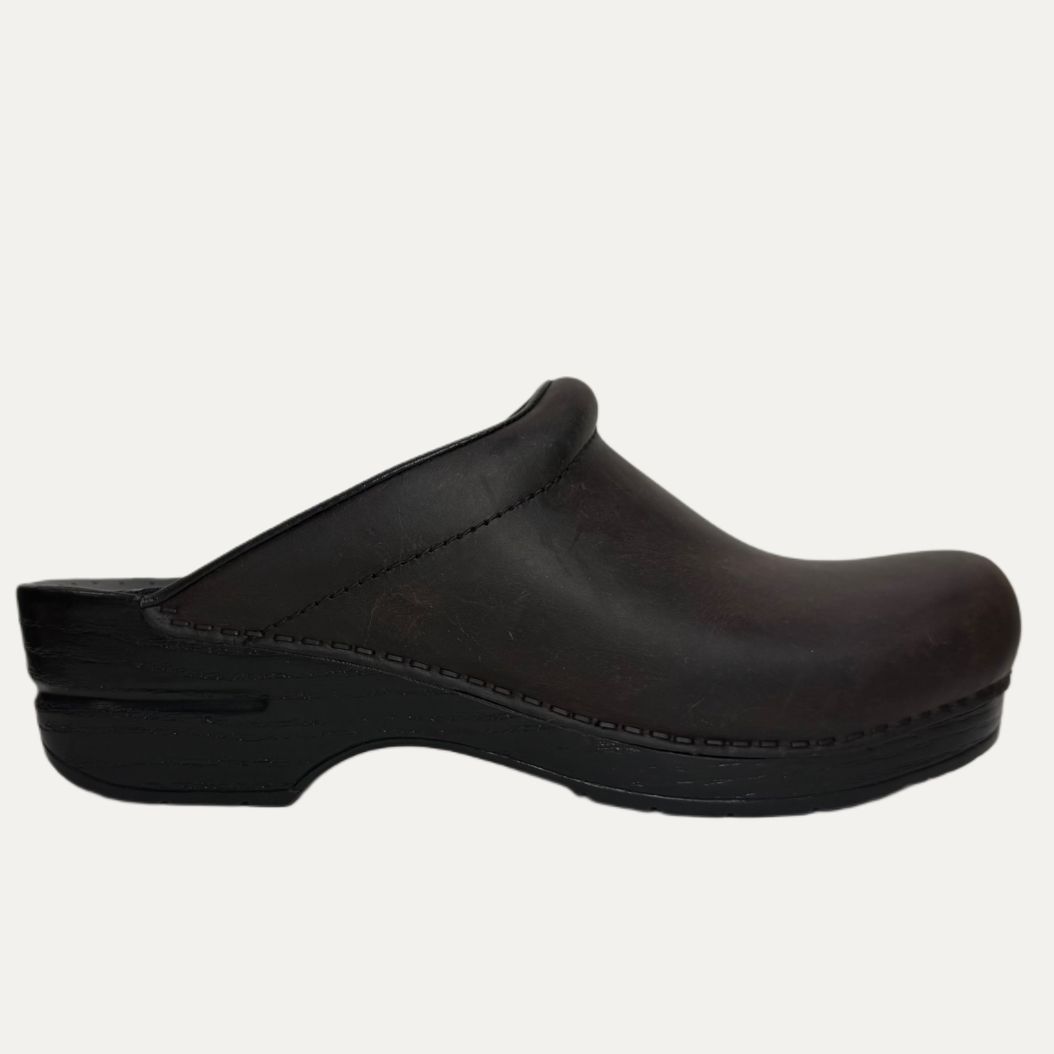 Women's Dansko Sonja Mule Clog - Antique Brown Oiled