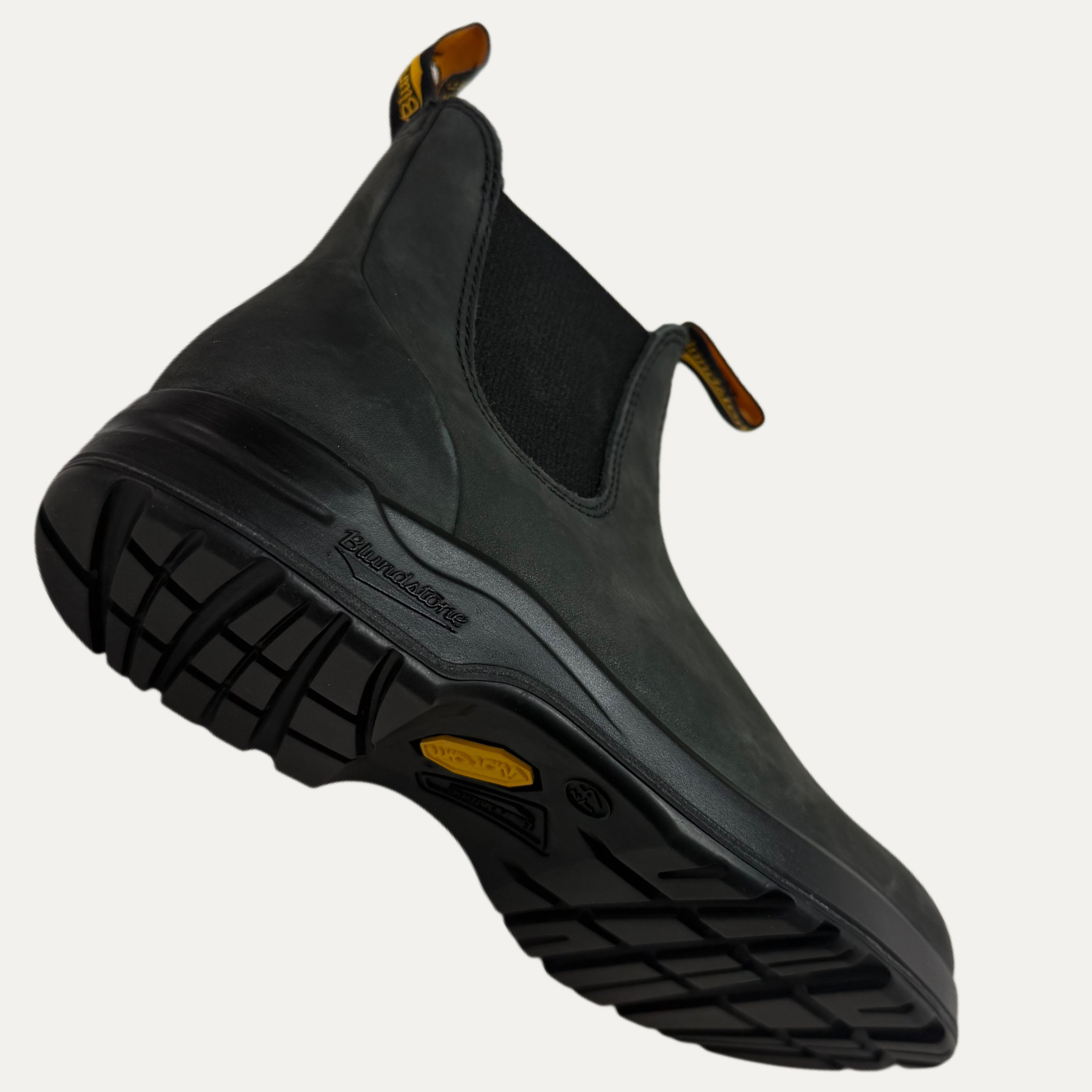 Women's Blundstone 2055 All Terrain Chelsea Boot - Rustic Black